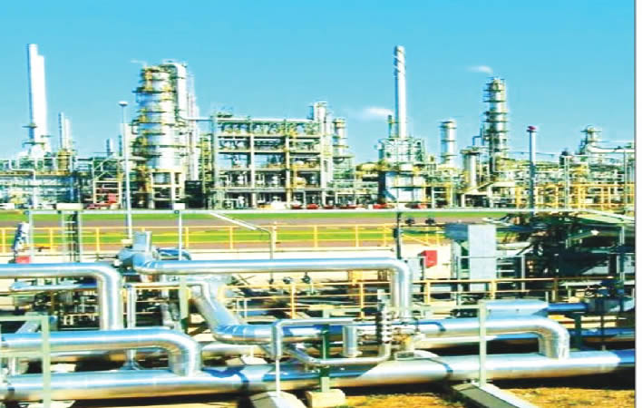 BREAKING: Dangote refinery slashes petrol prices by N15 nationwide
