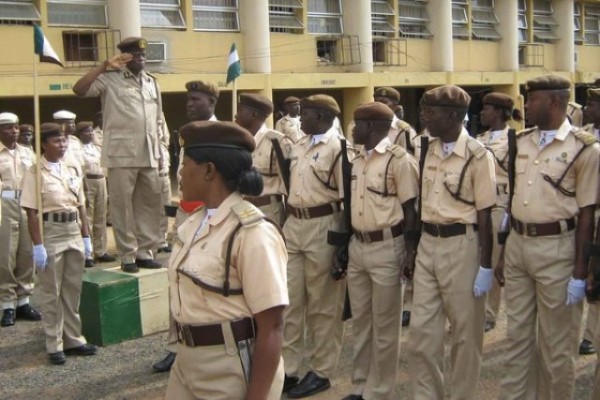 Two immigration officers injured in Abuja after being mistaken for robbers