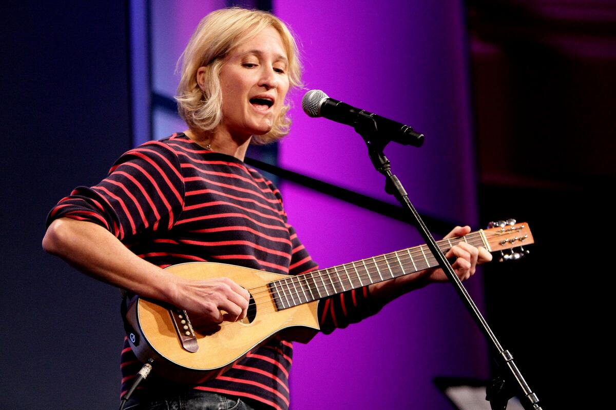 Singer, Jill Sobule dies in house fire