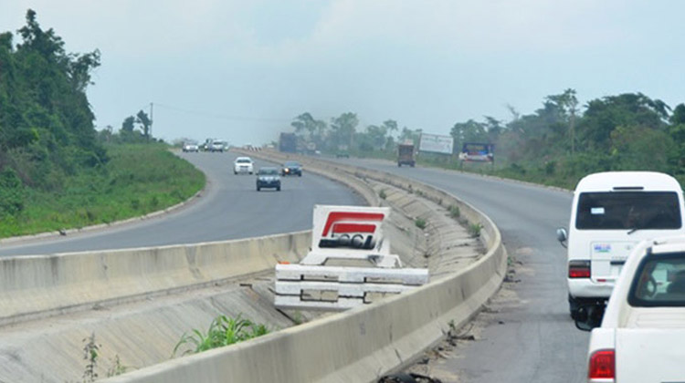 BREAKING: 10 feared dead in Oyo road crash